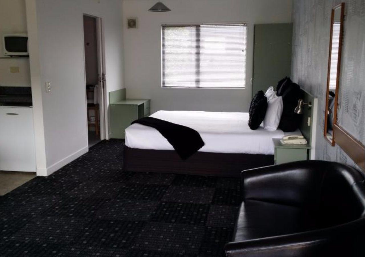 Asure Abode On Courtenay Motor Inn นิวพลีมัธ ภายนอก รูปภาพ