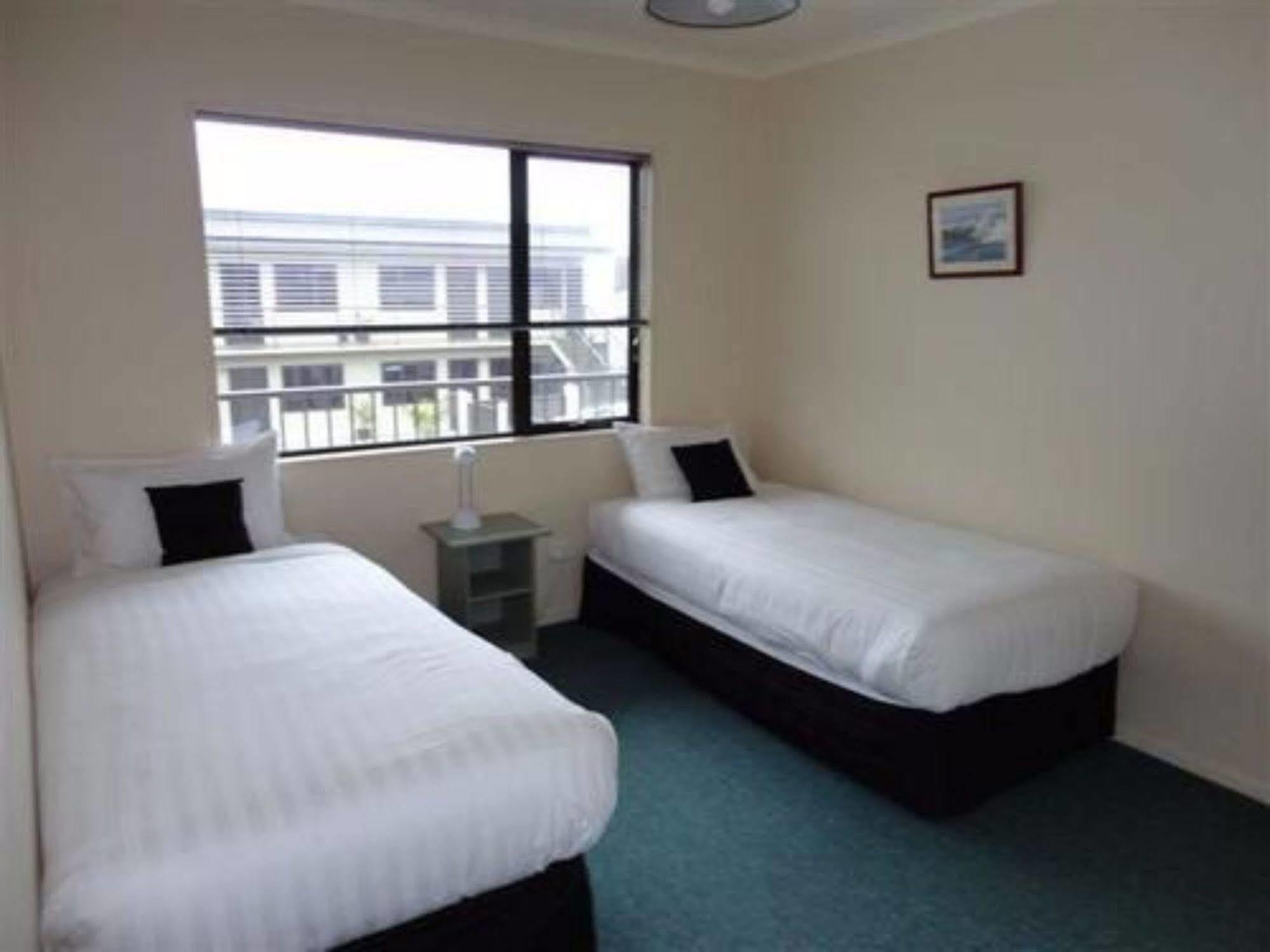 Asure Abode On Courtenay Motor Inn นิวพลีมัธ ภายนอก รูปภาพ